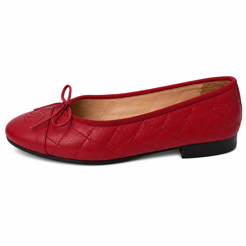 CHANEL CC Red Quilted Leather Ballet Flat with Bow - Picture 4 of 5